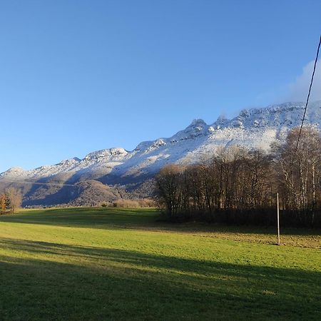 La Chambre Savoyarde Chez Les Garcons Saint-Paul-sur-Yenne Esterno foto